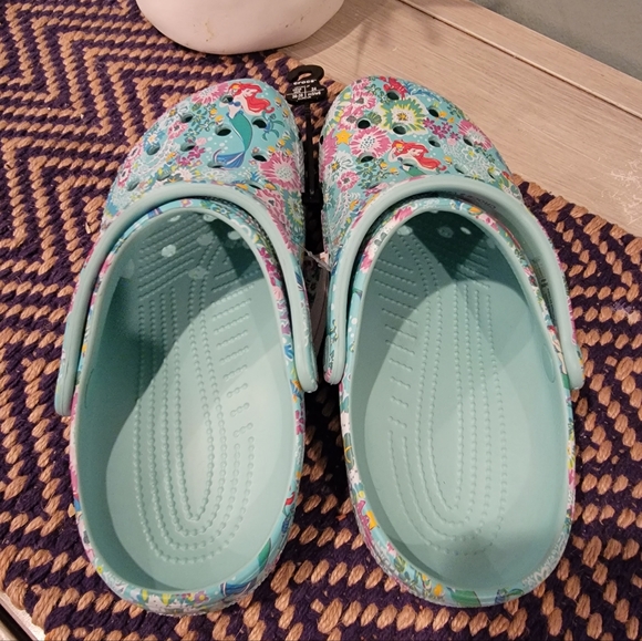 Mermaid Crocs Vera Bradley size 8 - Picture 7 of 7